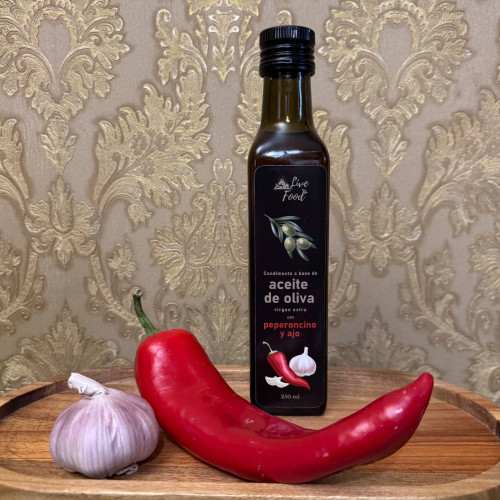Оливкова олія extra virgin з часником та пеперончино 